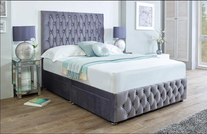 Chesterfield Divan