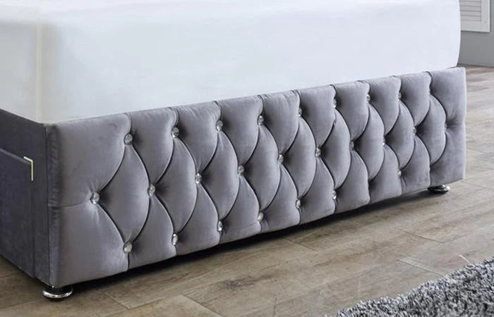 Chesterfield Divan